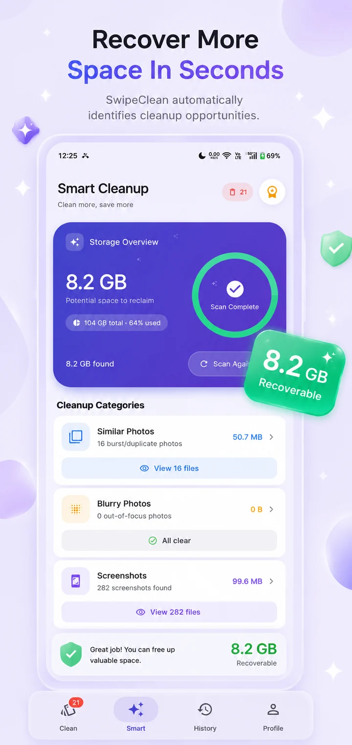 SwipeClean Smart Scan results showing similar photos, screenshots and blurry photos with recoverable storage